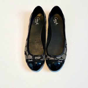 Comfortable Coach Black Flats
